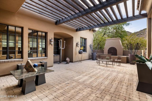 10304 E FOOTHILLS Drive, Scottsdale, AZ 85255