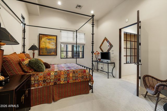 10304 E FOOTHILLS Drive, Scottsdale, AZ 85255