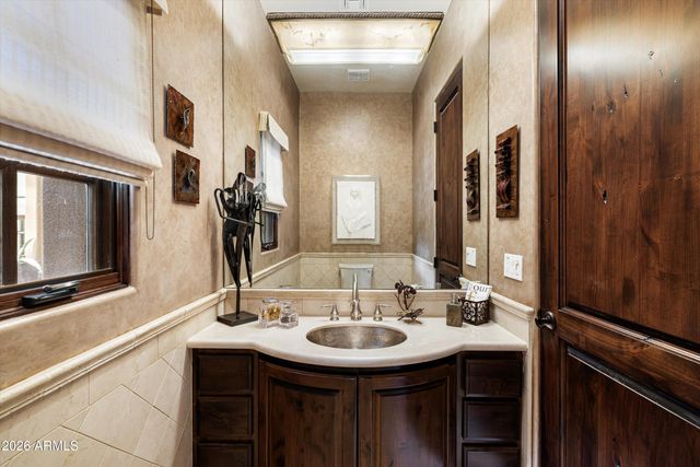 10304 E FOOTHILLS Drive, Scottsdale, AZ 85255