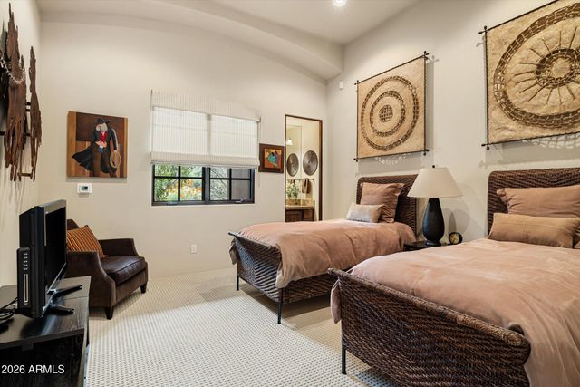10304 E FOOTHILLS Drive, Scottsdale, AZ 85255