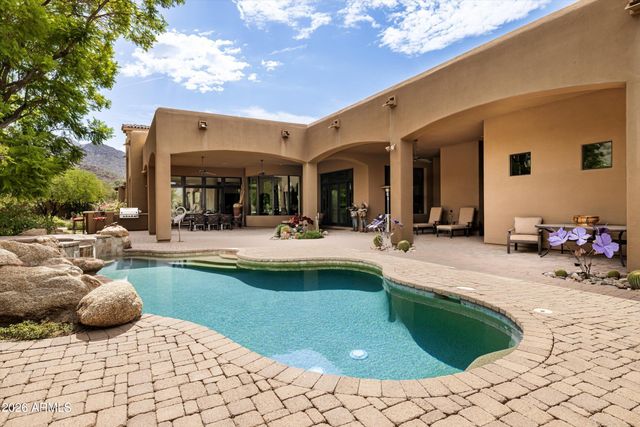 10304 E FOOTHILLS Drive, Scottsdale, AZ 85255
