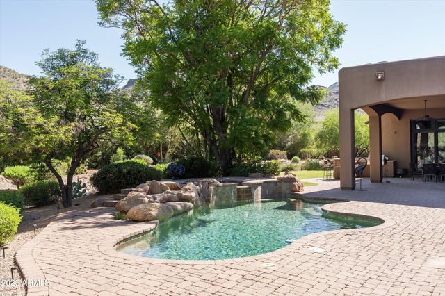 10304 E FOOTHILLS Drive, Scottsdale, AZ 85255