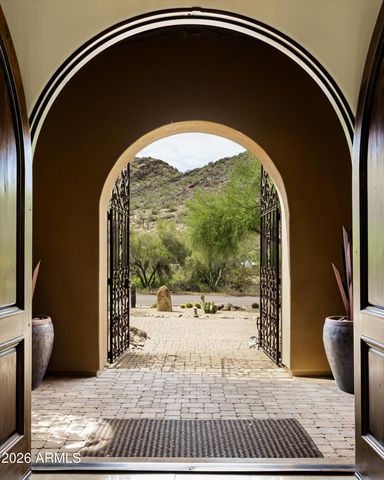 10304 E FOOTHILLS Drive, Scottsdale, AZ 85255