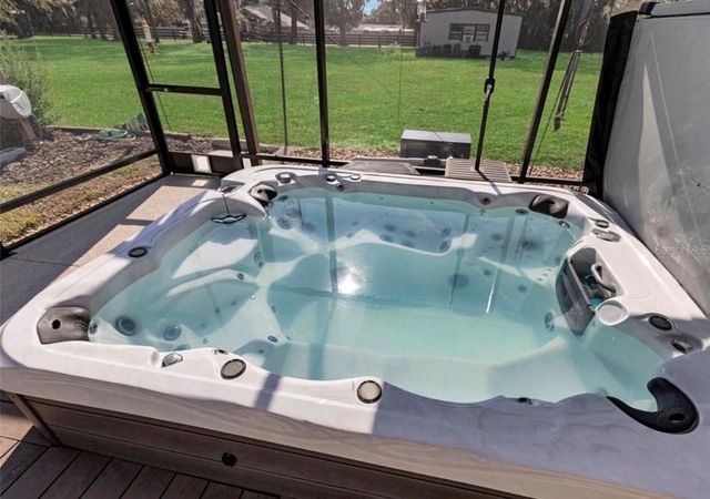 400 CARMAN DRIVE, Leesburg, FL 34748