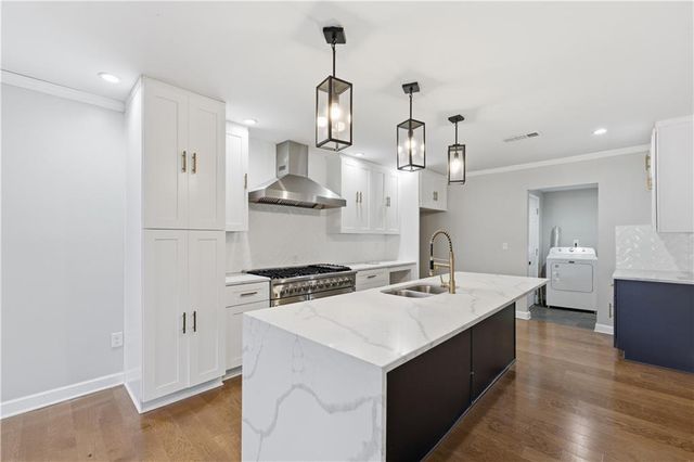 2769 Glenwood SE Avenue, Atlanta, GA 30317