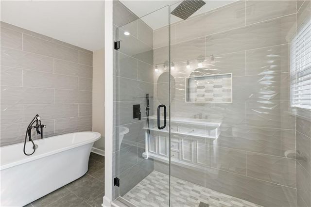 2769 Glenwood SE Avenue, Atlanta, GA 30317