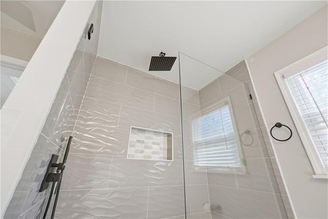 2769 Glenwood SE Avenue, Atlanta, GA 30317