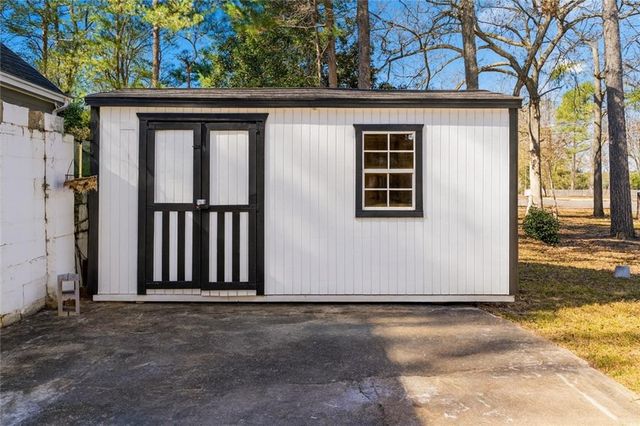 2769 Glenwood SE Avenue, Atlanta, GA 30317