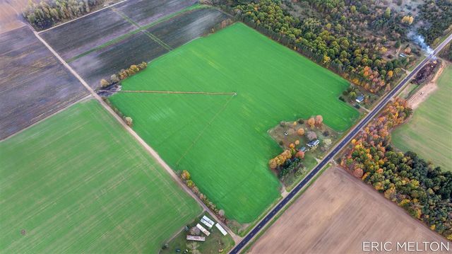 529 68th Street, South Haven, MI 49090