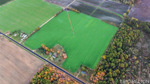 529 68th Street, South Haven, MI 49090