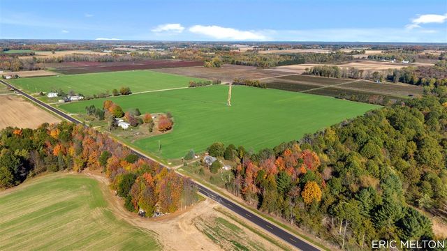 529 68th Street, South Haven, MI 49090