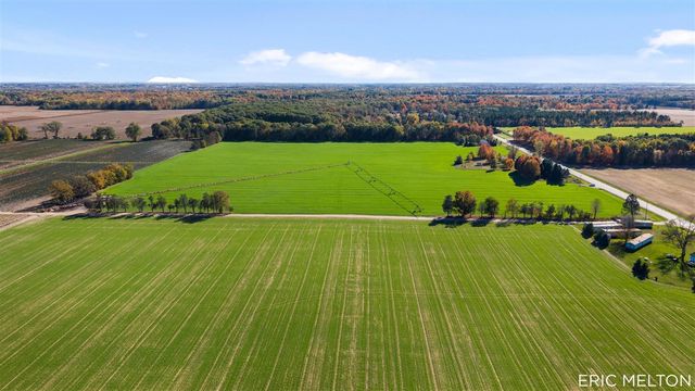 529 68th Street, South Haven, MI 49090