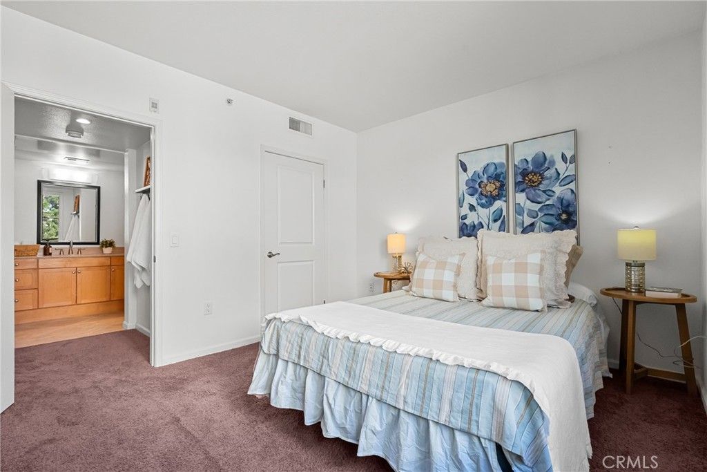 Image 17 of property listing at 201 E Angeleno 426, Burbank, CA 91502