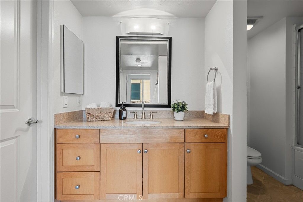 Image 18 of property listing at 201 E Angeleno 426, Burbank, CA 91502