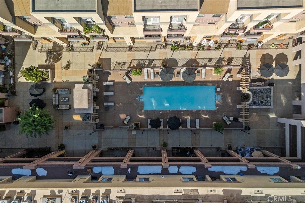 Image 26 of property listing at 201 E Angeleno 426, Burbank, CA 91502