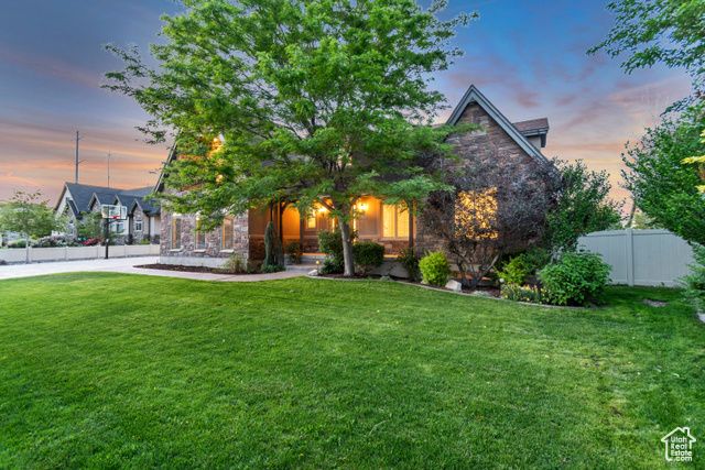 1498 W MULE TRAIN DR, Bluffdale, UT 84065