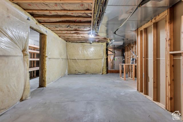 1498 W MULE TRAIN DR, Bluffdale, UT 84065