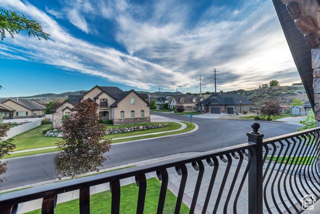 1498 W MULE TRAIN DR, Bluffdale, UT 84065