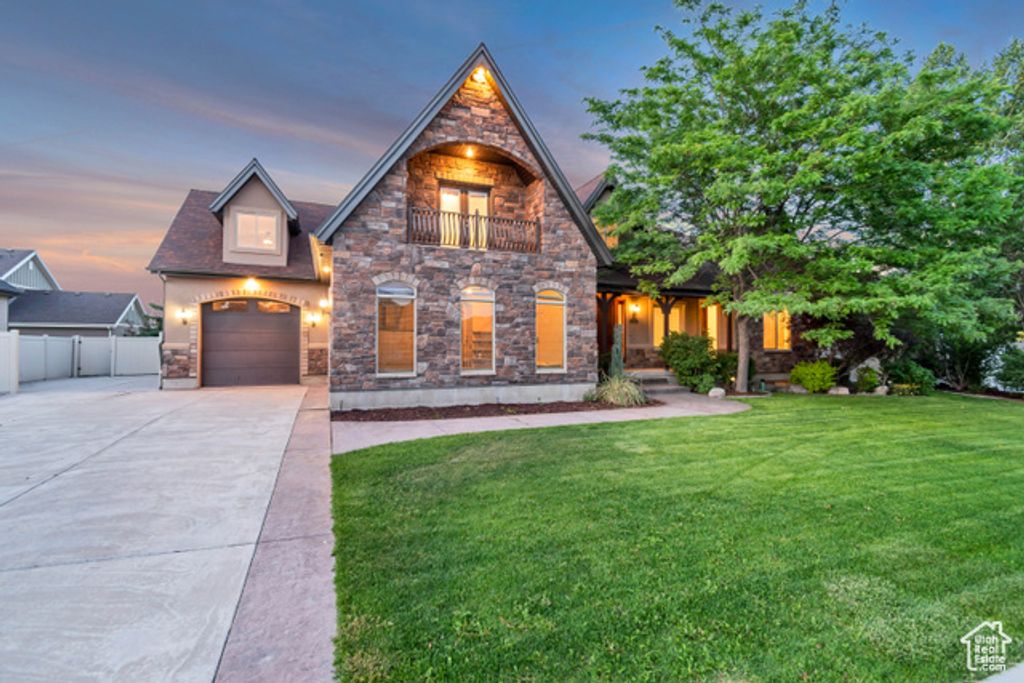 1498 W MULE TRAIN DR, Bluffdale, UT 84065