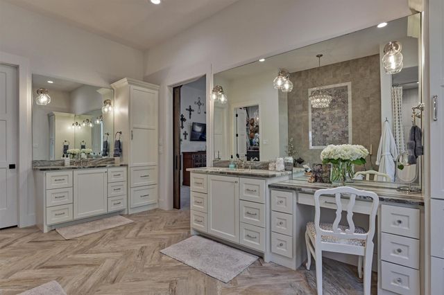 4443 Lily Bean Road, Montgomery, TX 77316