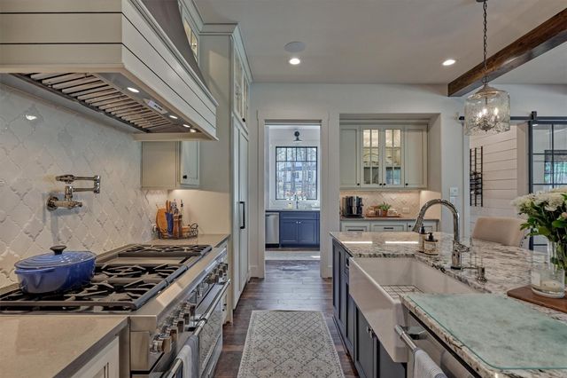 4443 Lily Bean Road, Montgomery, TX 77316