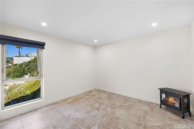 609 Sleepy Hollow Lane 15, Laguna Beach, CA 92651