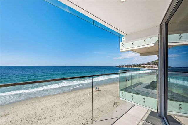 609 Sleepy Hollow Lane 15, Laguna Beach, CA 92651
