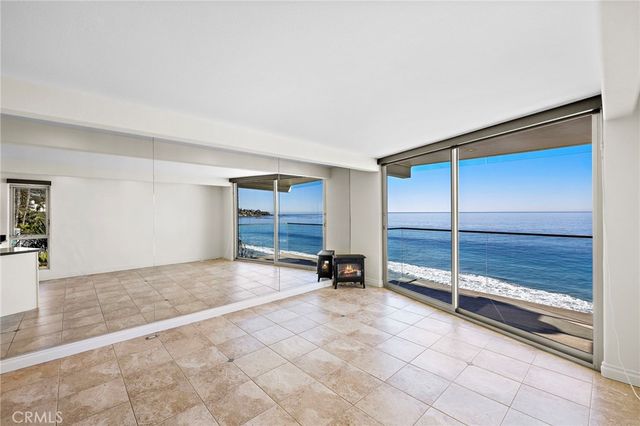 609 Sleepy Hollow Lane 15, Laguna Beach, CA 92651