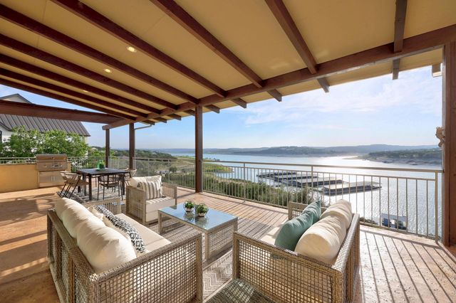19000 Silver Maple DR, Lago Vista, TX 78645