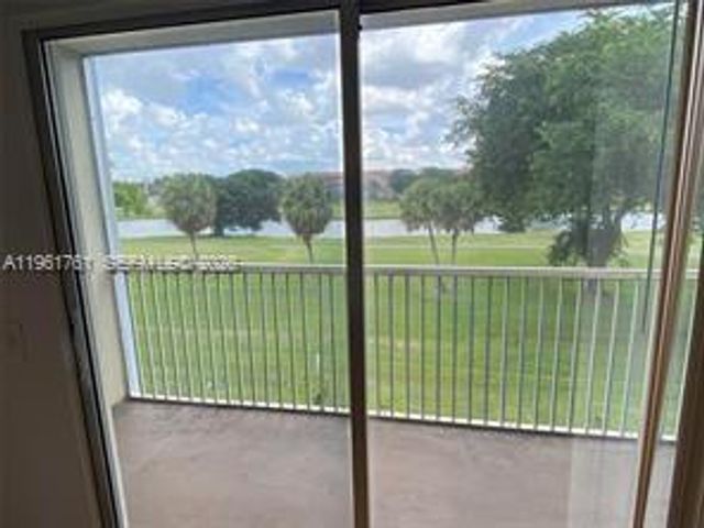 13255 SW 16th Court, Pembroke Pines, FL 33027