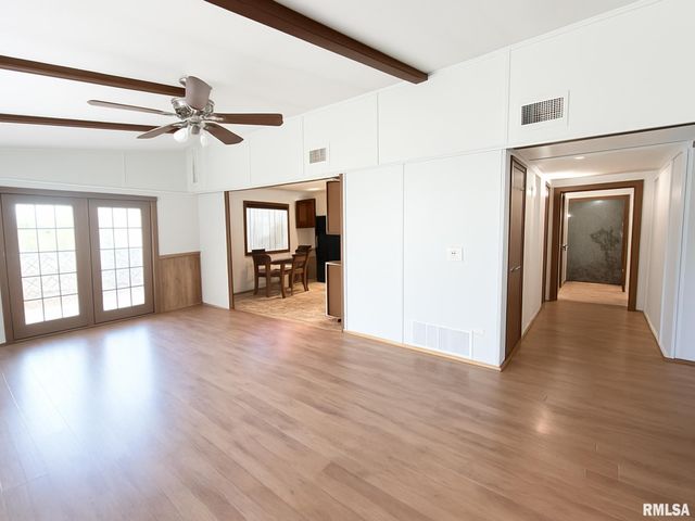 420 GARDEN Lane, East Peoria, IL 61611