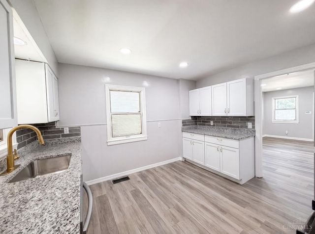 7425 Martin Street, Mt Healthy, OH 45231