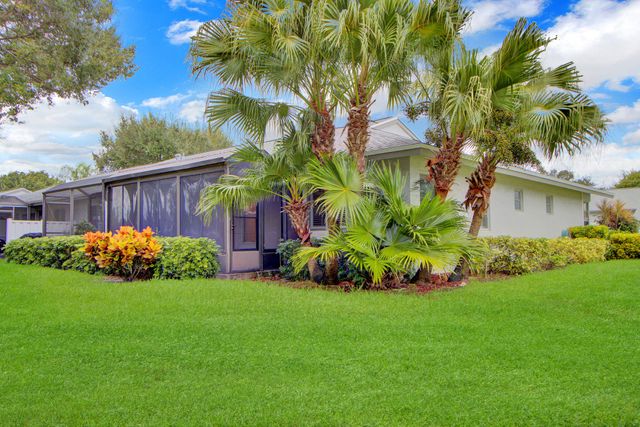 8864 Sunscape Lane, Boca Raton, FL 33496