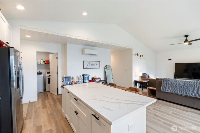 2011 Apple Road, Winlock, WA 98596