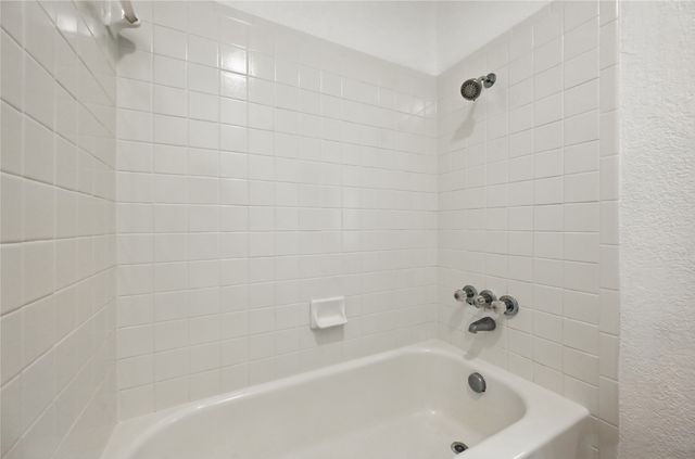8600 Coppertowne Lane 1305, Dallas, TX 75243