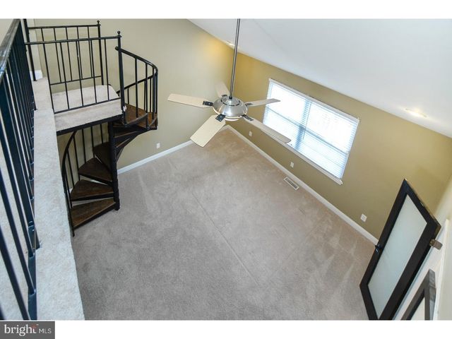 102 HAZELWOOD LN, Marlton, NJ 08053
