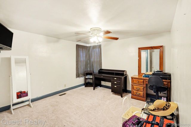2103 Valley Forge Street, Burton, MI 48519