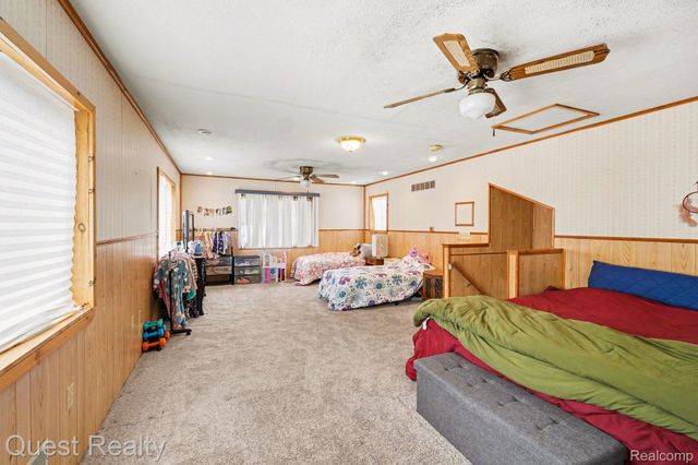 2103 Valley Forge Street, Burton, MI 48519