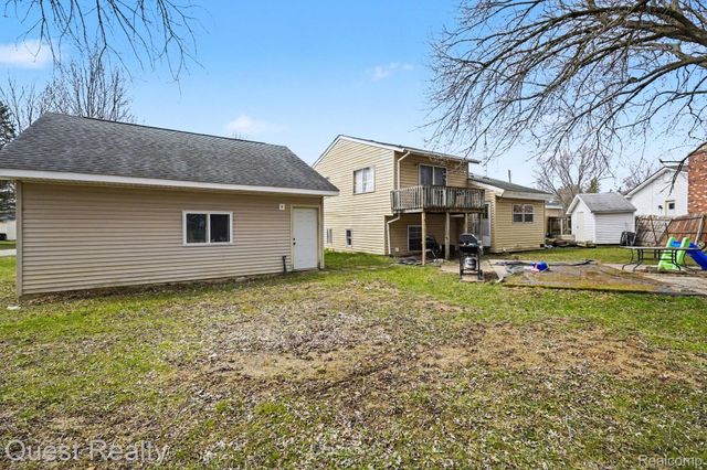 2103 Valley Forge Street, Burton, MI 48519