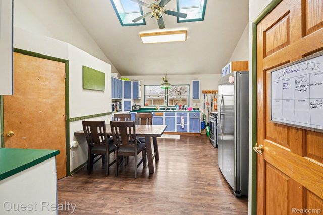 2103 Valley Forge Street, Burton, MI 48519
