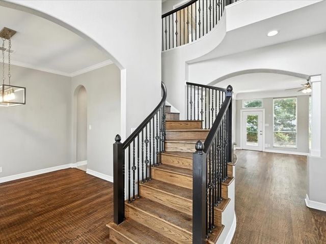 809 Greenvalley Lane, Highland Village, TX 75077