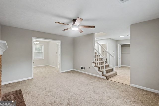 221 Lariat Lane, Ellenwood, GA 30294