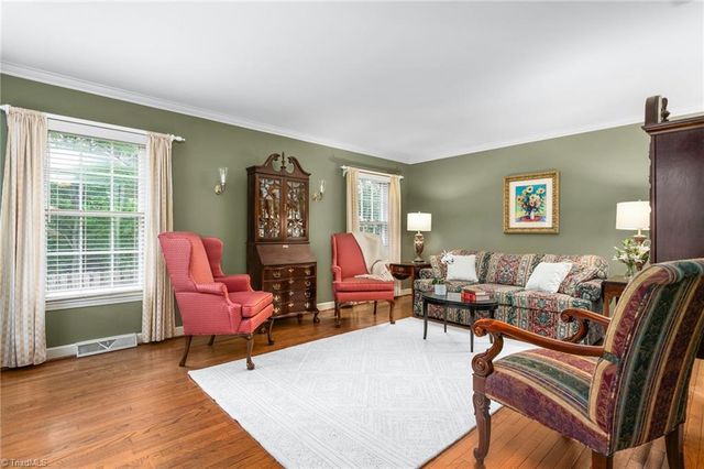 3203 Round Hill Road, Greensboro, NC 27408