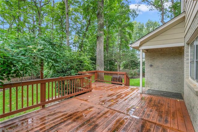 3203 Round Hill Road, Greensboro, NC 27408