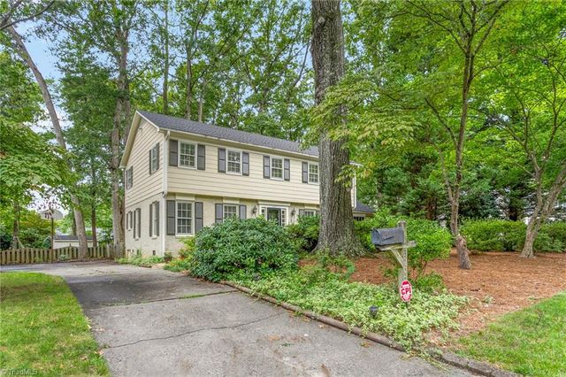 3203 Round Hill Road, Greensboro, NC 27408