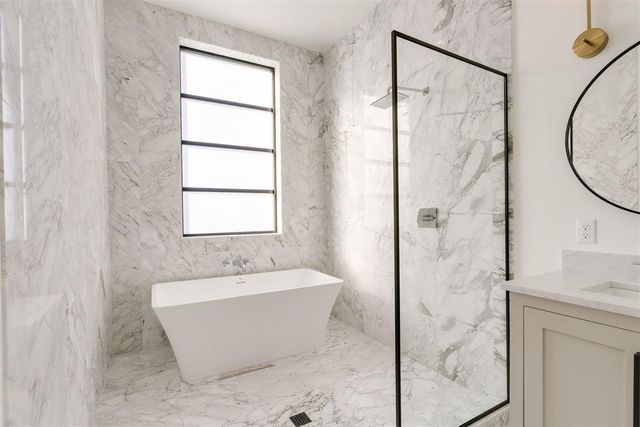 827 NW 8th Street, Oklahoma City, OK 73106