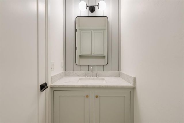 827 NW 8th Street, Oklahoma City, OK 73106