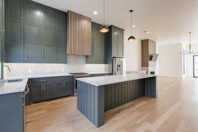 827 NW 8th Street, Oklahoma City, OK 73106