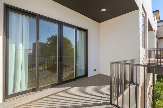 827 NW 8th Street, Oklahoma City, OK 73106