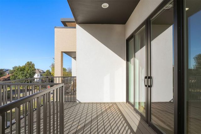 827 NW 8th Street, Oklahoma City, OK 73106